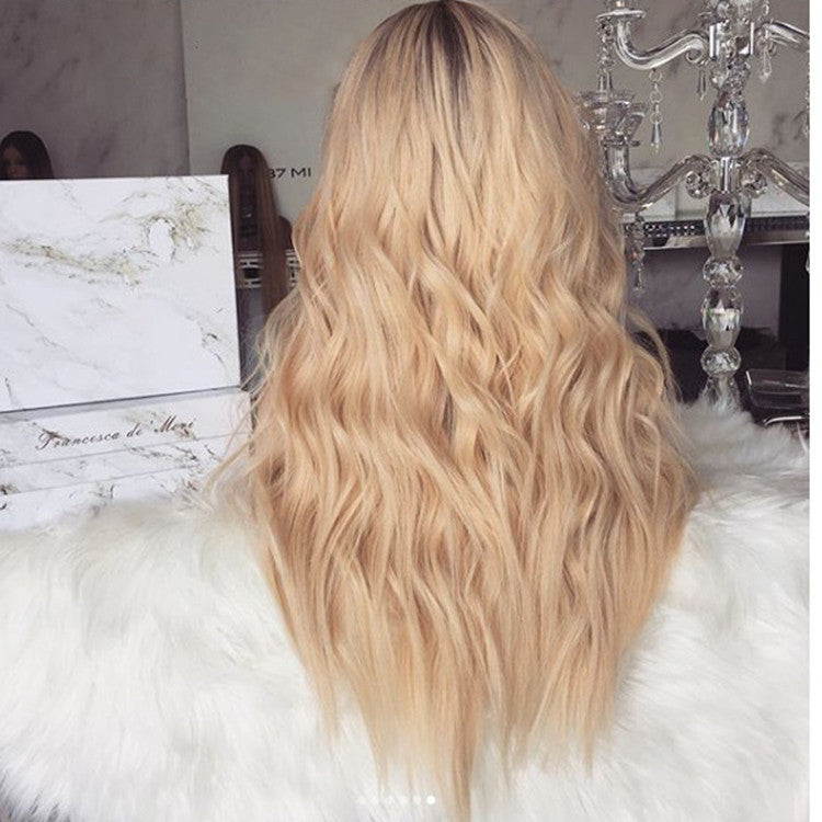 American Style Mid-length Curly Wig - River Nile