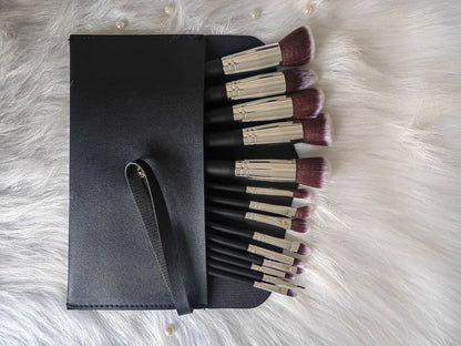14Pcs Makeup Brush Set with Free Sponge - River Nile