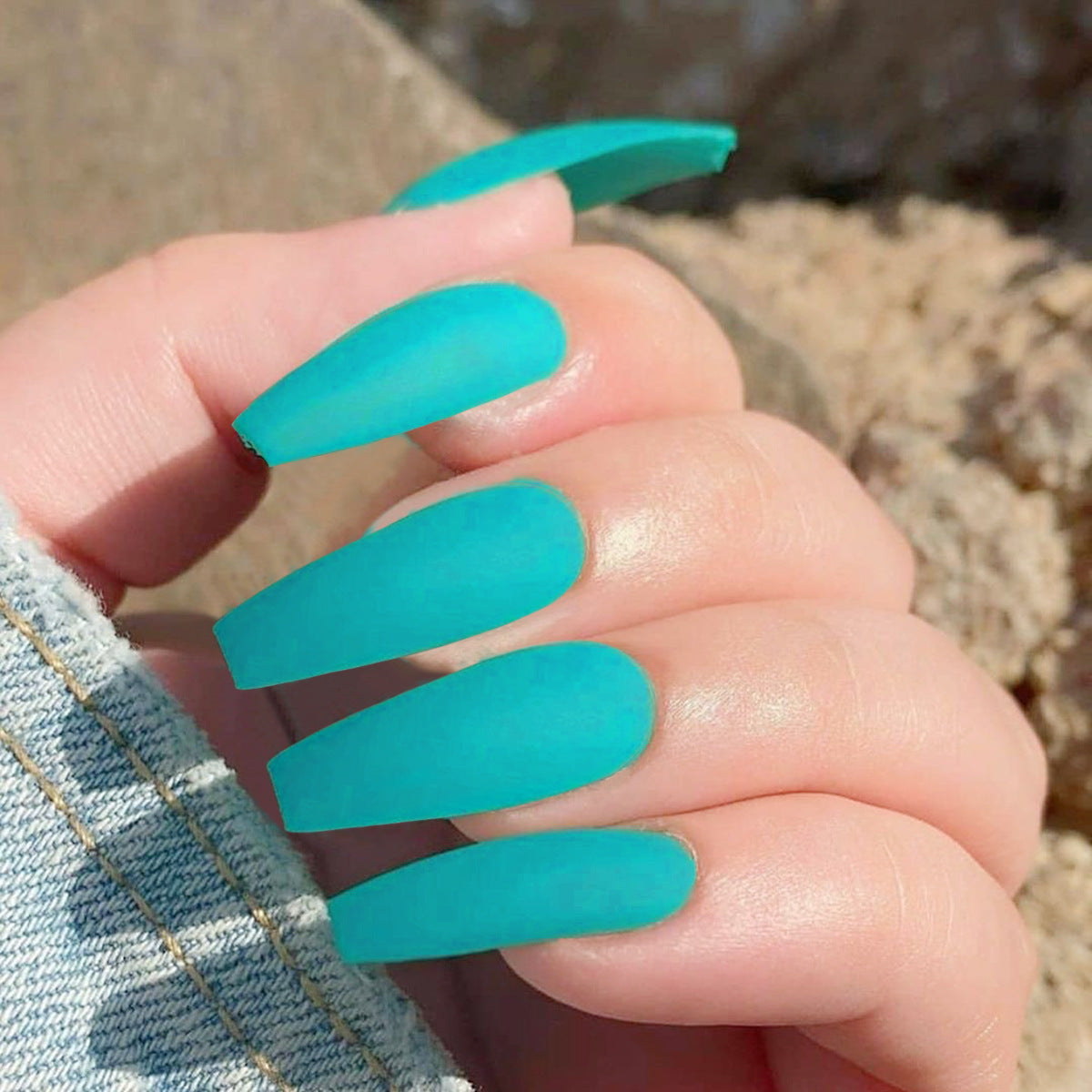 Nails To Wear - River Nile