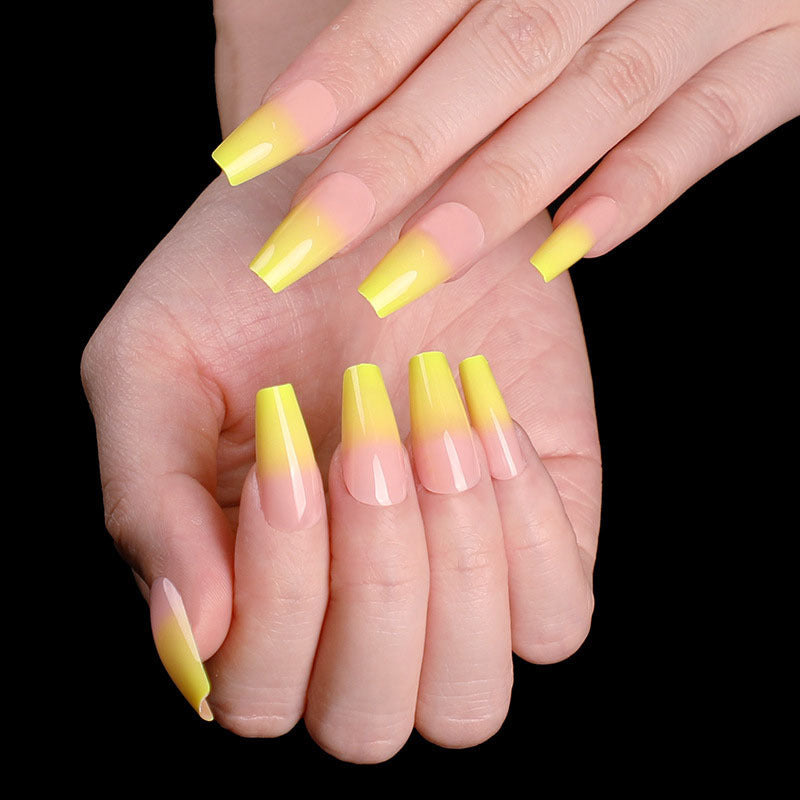 Nails To Wear - River Nile