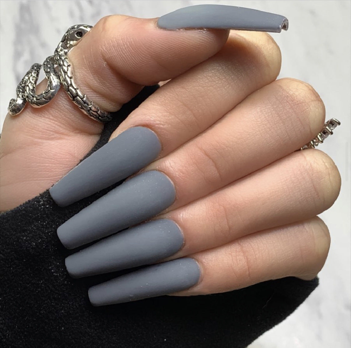 Nails To Wear - River Nile