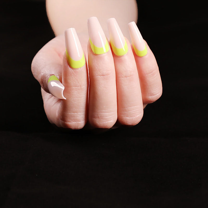 Nails To Wear - River Nile