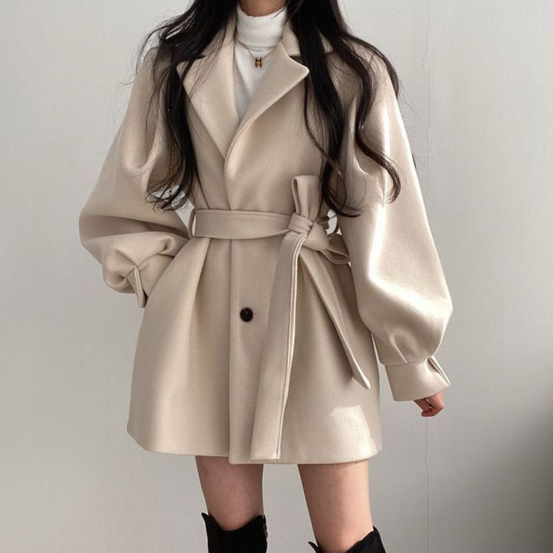 Retro Tailored Coat with Tie at Collar, Waist-Slimming Sleeve, and Puff Sleeve - River Nile