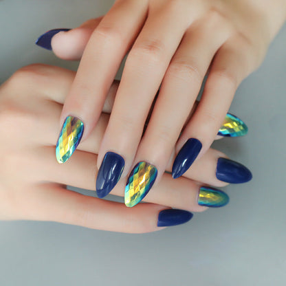 fake nail - River Nile