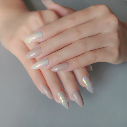 fake nail - River Nile